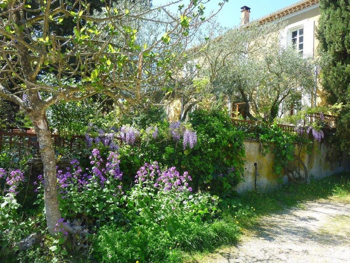Le Fer En Ceze Bed & Breakfast Sabran Dış mekan fotoğraf